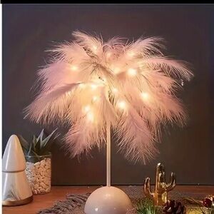 Brand new adorable feather LED LAMP: Barbie 💝vibes